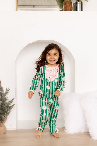 ****PREORDER***Ruffle Buttflap Pajamas - Pink Bows Santa