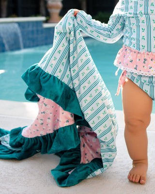 Swim Towel - Daisy Daydreams - Sugar Bee Clothing