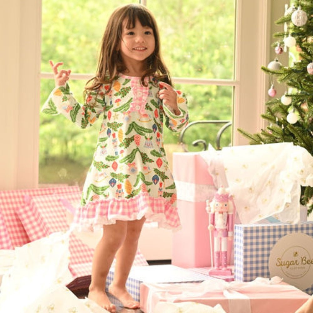 Sugarbee Baby Gown with Bloomers - Nutcracker Holiday Lounge 12M Sugarbee Baby Gown with Bloomers - Nutcracker Holiday Lounge 12M